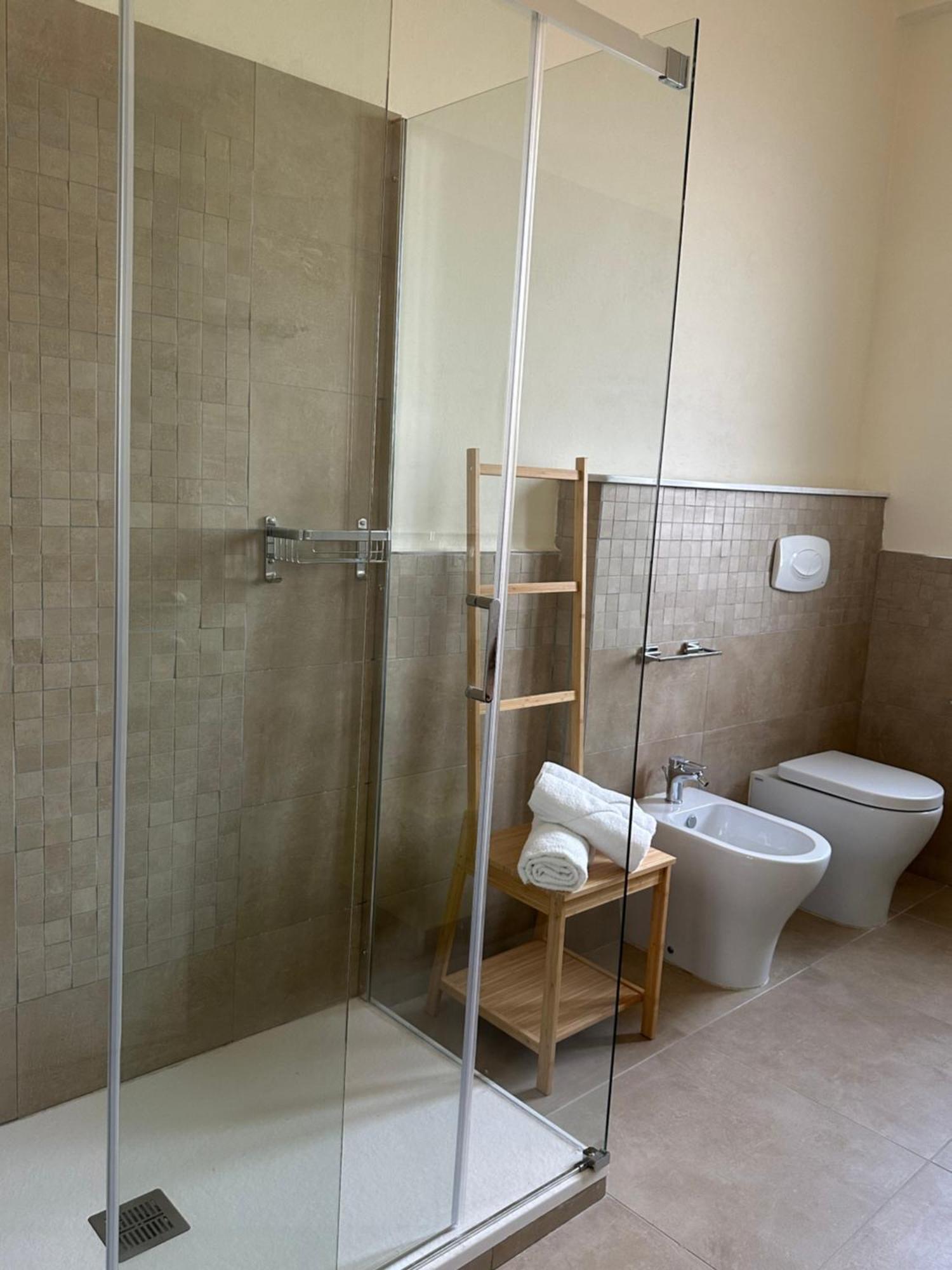 I Santi Apartments لوكا المظهر الخارجي الصورة